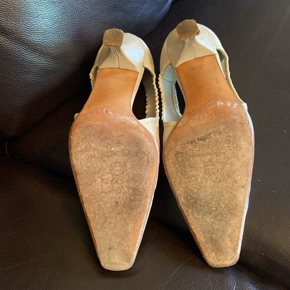 Shoes - Picture 11 of 12